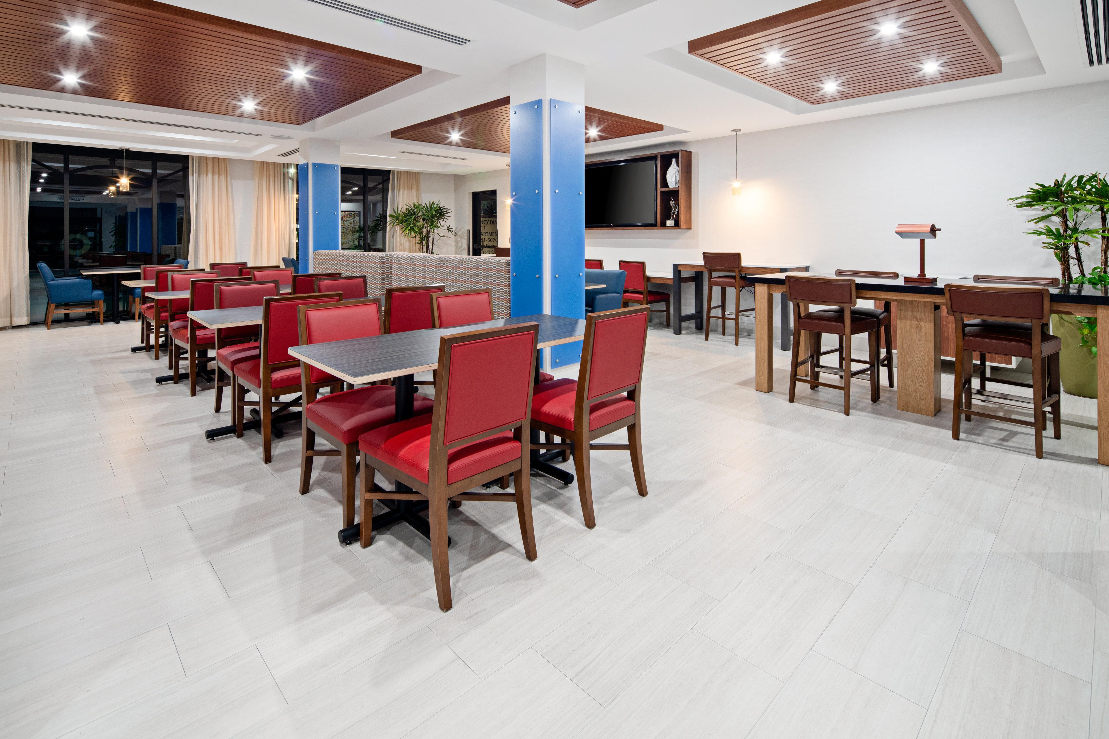 Holiday Inn Express Hotel & Suites Atascadero By Ihg Exteriér fotografie